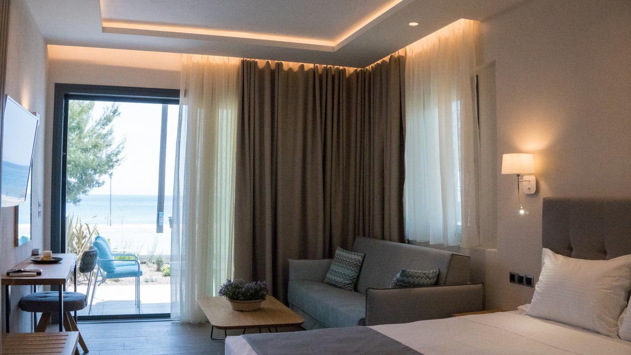 Costa Domus Blue Luxury Apartments Nikíti Eksteriør bilde