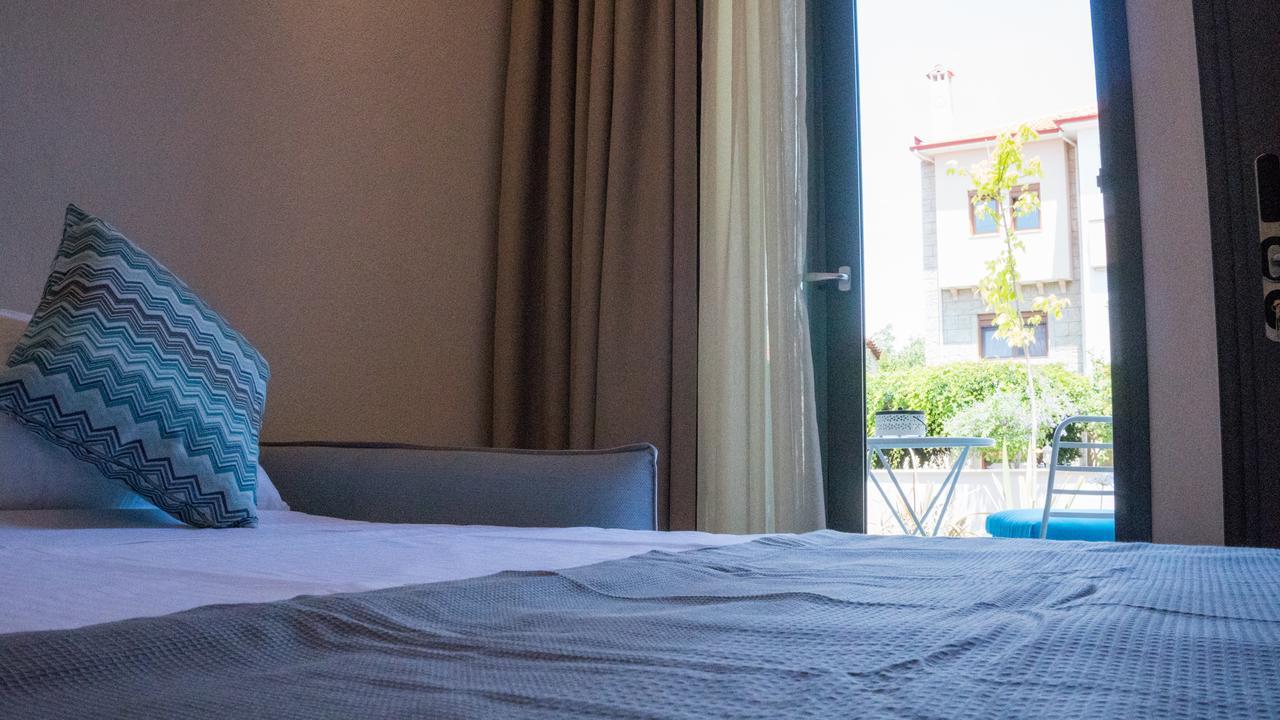 Costa Domus Blue Luxury Apartments Nikíti Eksteriør bilde