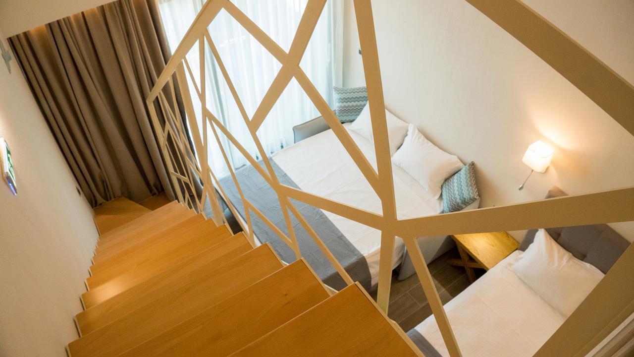 Costa Domus Blue Luxury Apartments Nikíti Eksteriør bilde