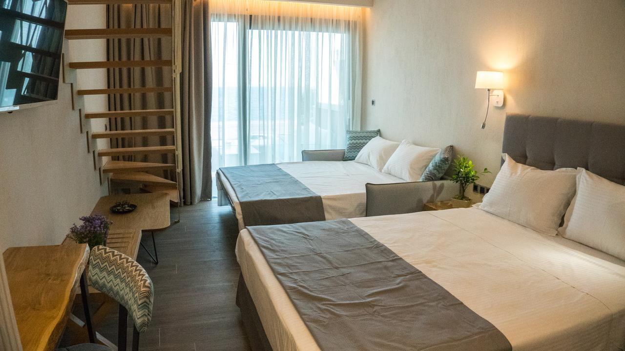 Costa Domus Blue Luxury Apartments Nikíti Eksteriør bilde